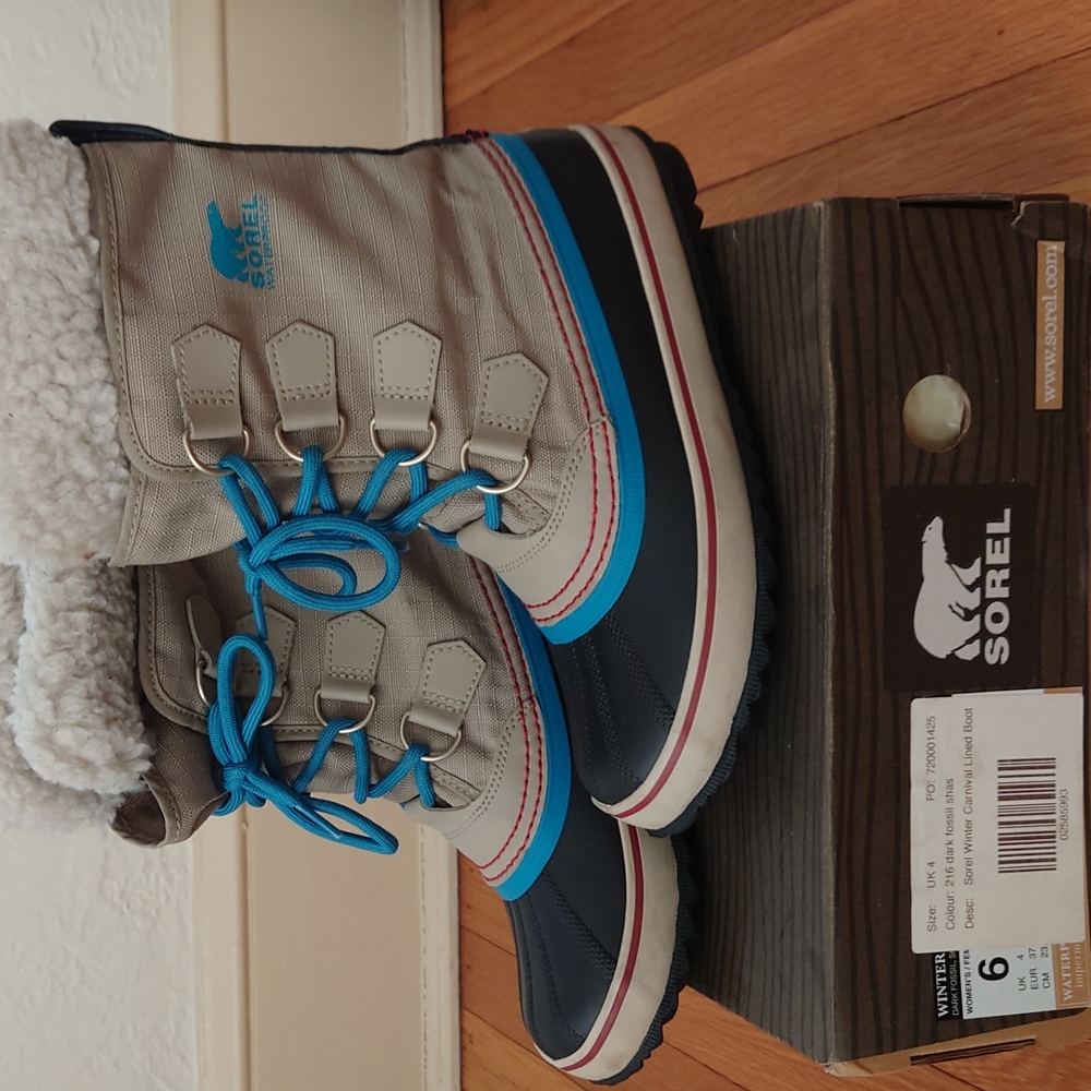 Sorel Carnival waterproof lined boots sz 6/6.5 Dark Fossil-shasta